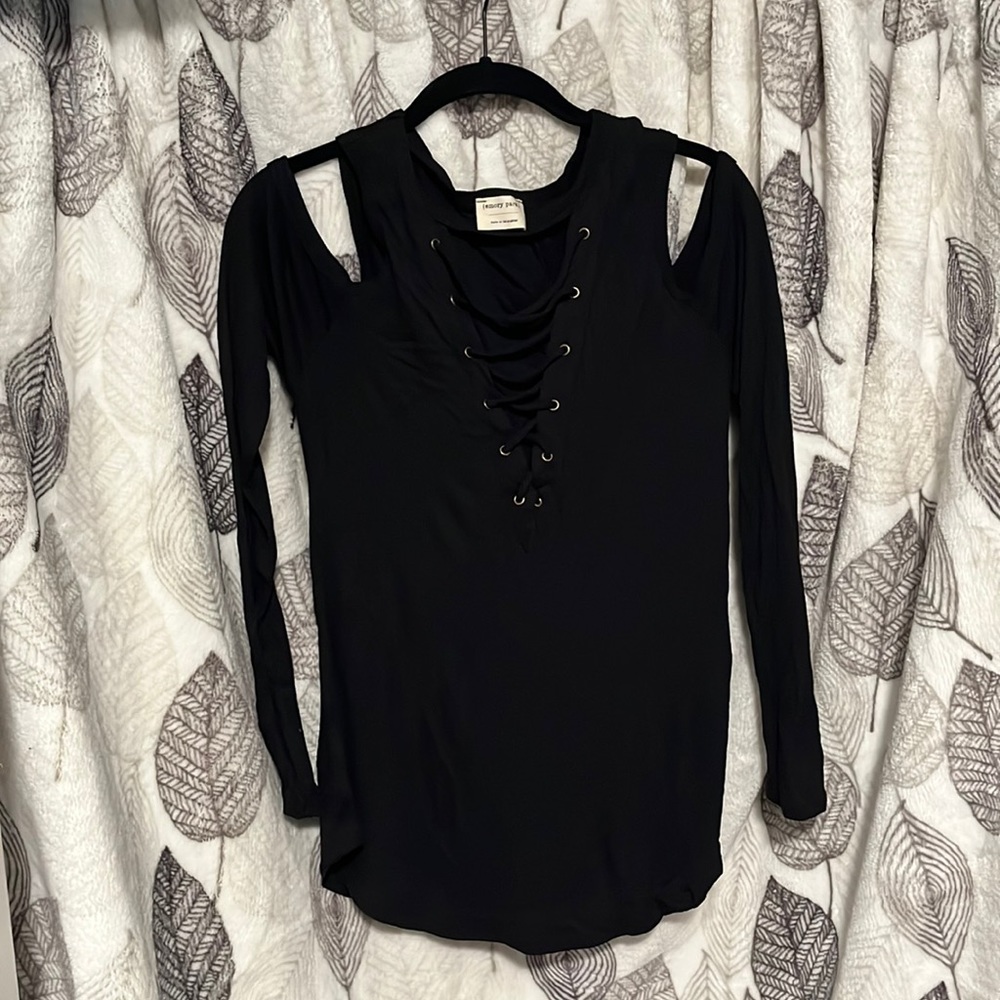 Lace-up Open-shoulder Top